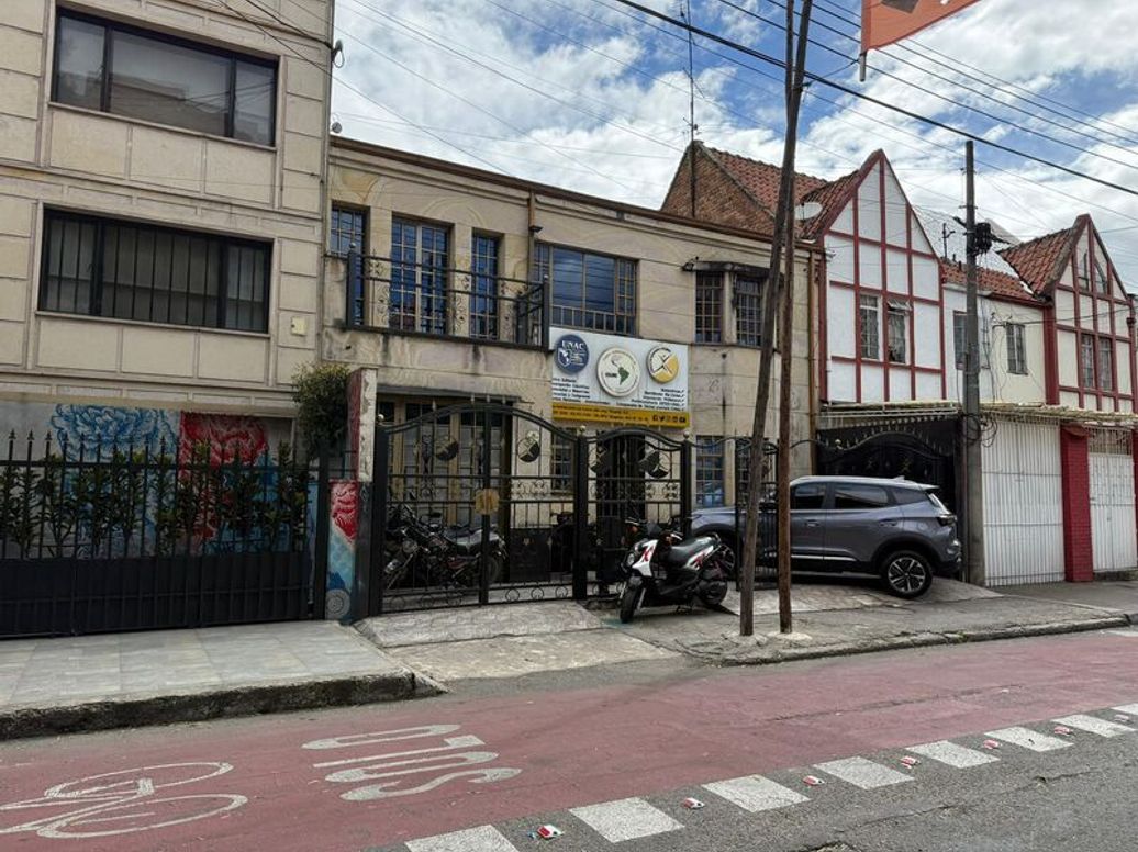 Casa de 9 alcobas en venta en Palermo, Bogotá, 290 m² · foto 16 de 20