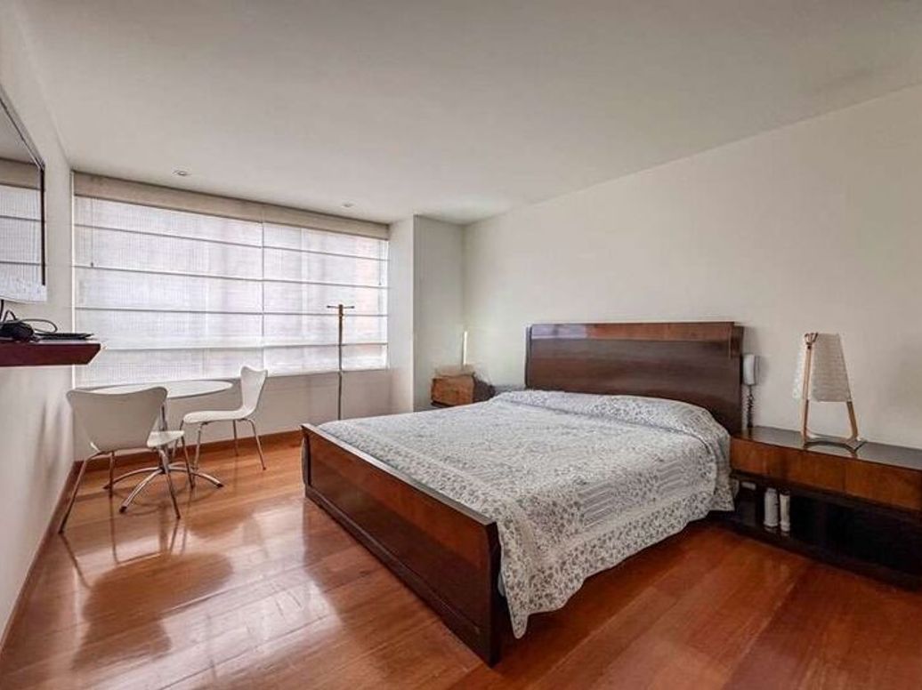 Apartamento de 3 alcobas en venta en San Patricio, Bogotá, 160 m² · foto 8 de 12