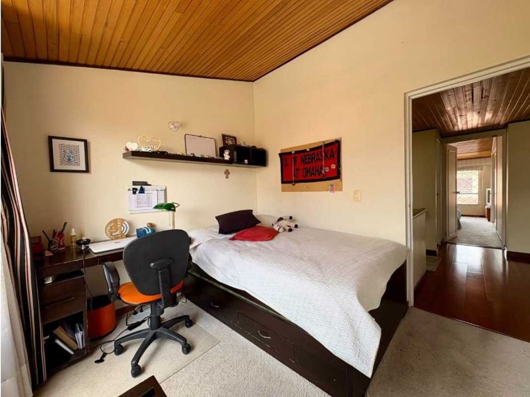 Casa de 3 alcobas en venta en Colina Campestre, Bogotá, 244 m² · foto 14 de 19