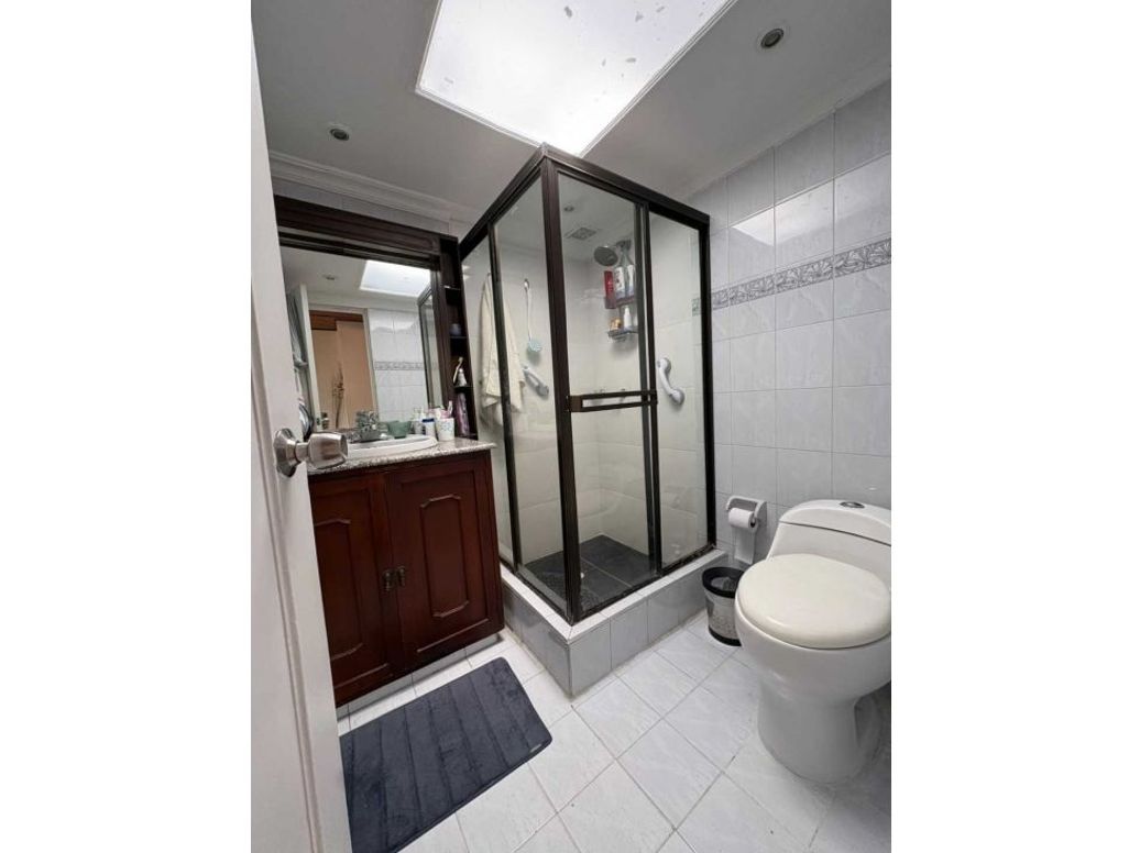 Casa de 3 alcobas en venta en Colina Campestre, Bogotá, 244 m² · foto 17 de 19