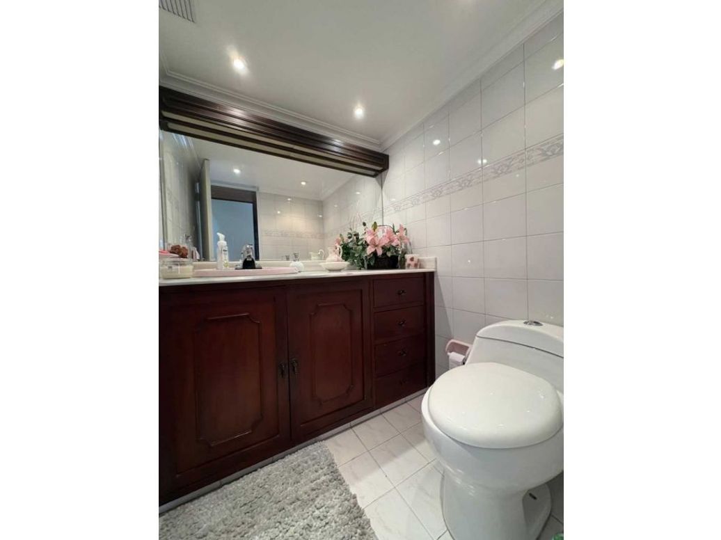 Casa de 3 alcobas en venta en Colina Campestre, Bogotá, 244 m² · foto 8 de 19