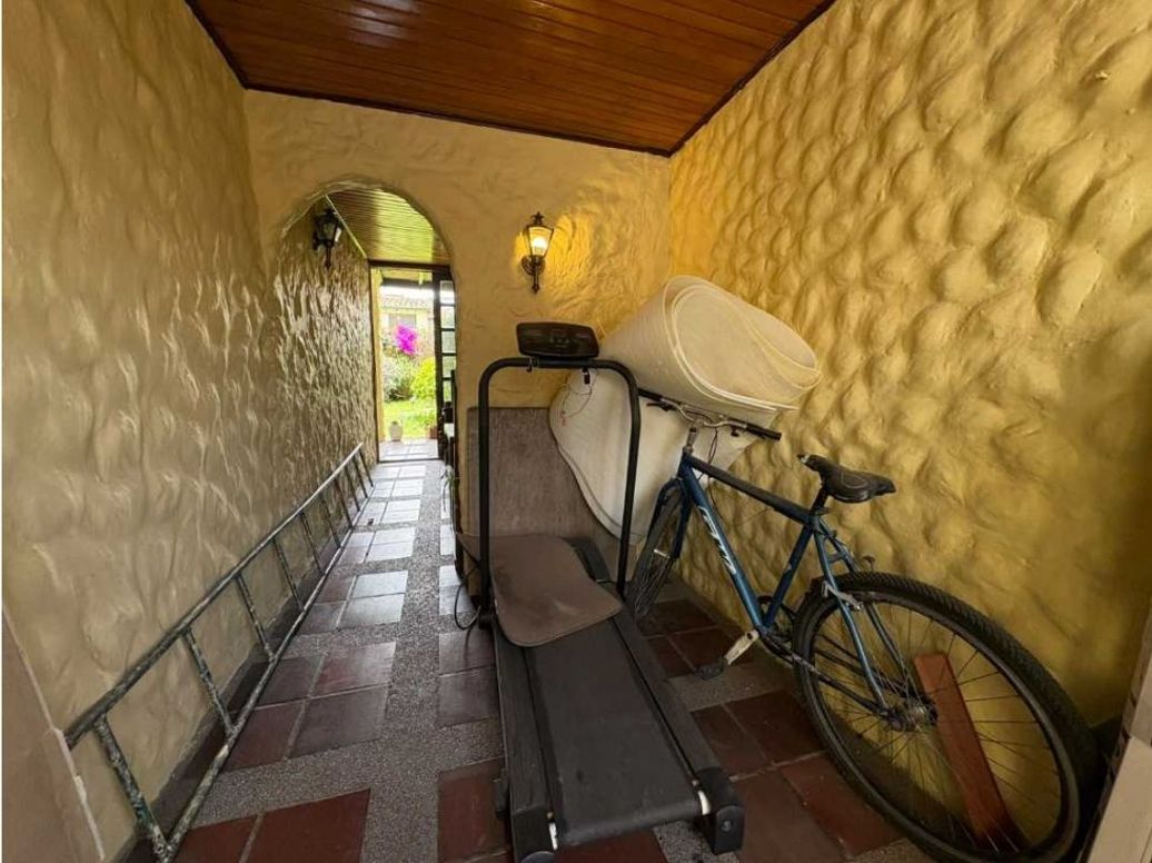 Casa de 3 alcobas en venta en Colina Campestre, Bogotá, 244 m² · foto 7 de 19