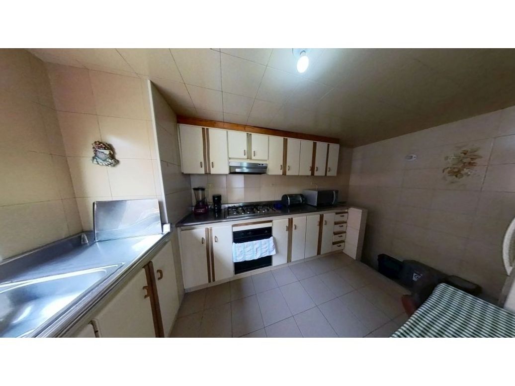 Apartamento de 3 alcobas en venta en Usaquén, Bogotá, 148 m² · foto 5 de 10