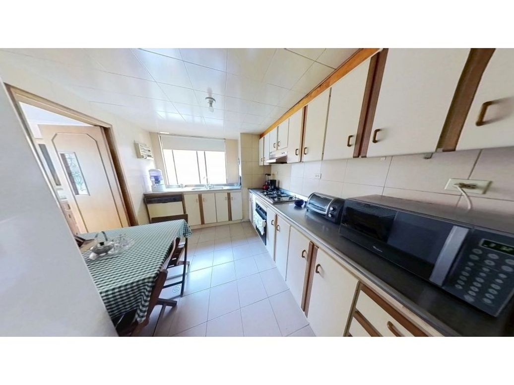 Apartamento de 3 alcobas en venta en Usaquén, Bogotá, 148 m² · foto 6 de 10