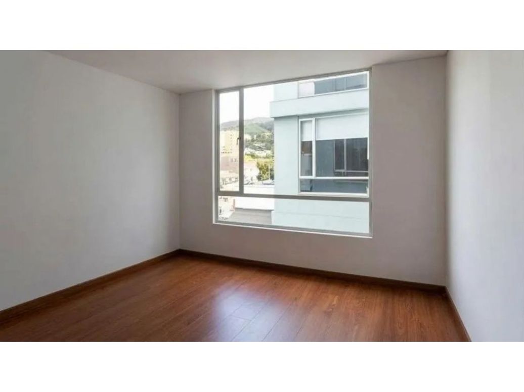 Apartamento de 2 alcobas en venta en Usaquén, Bogotá, 67 m² · foto 2 de 7