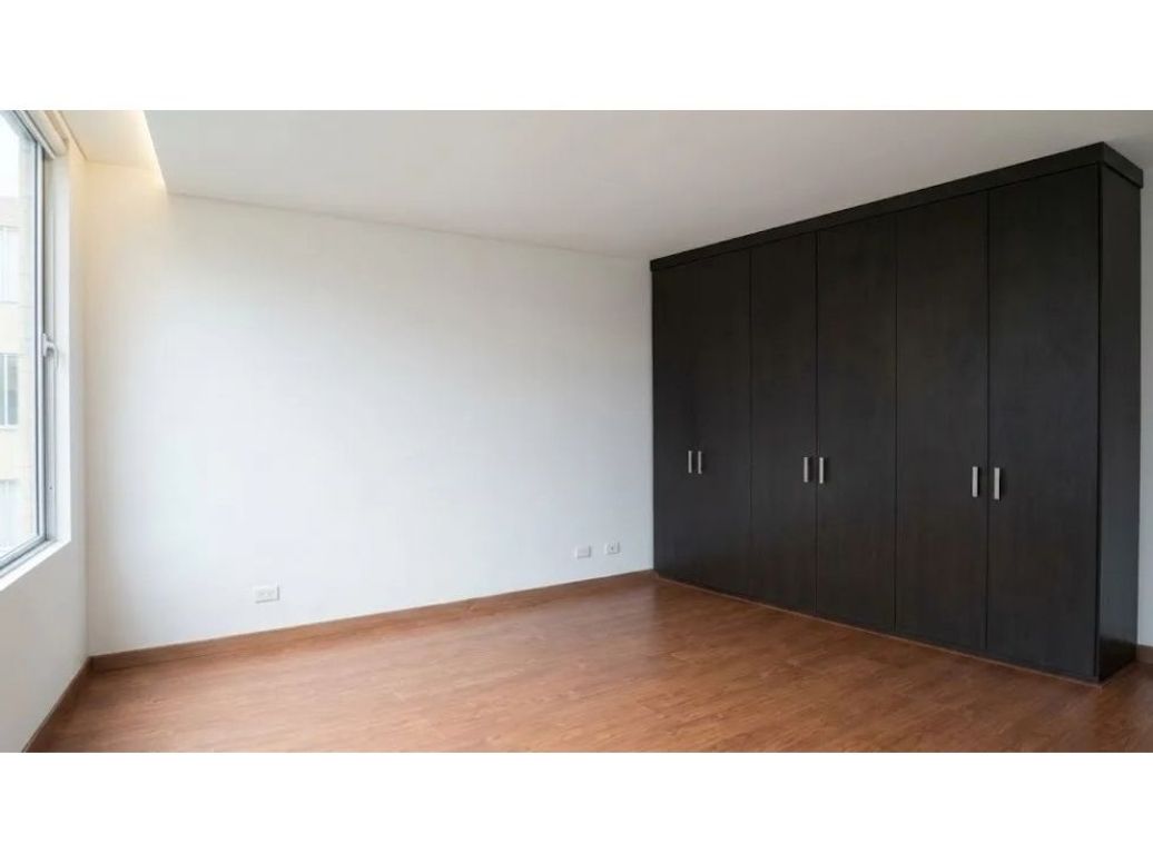 Apartamento de 2 alcobas en venta en Usaquén, Bogotá, 67 m² · foto 4 de 7