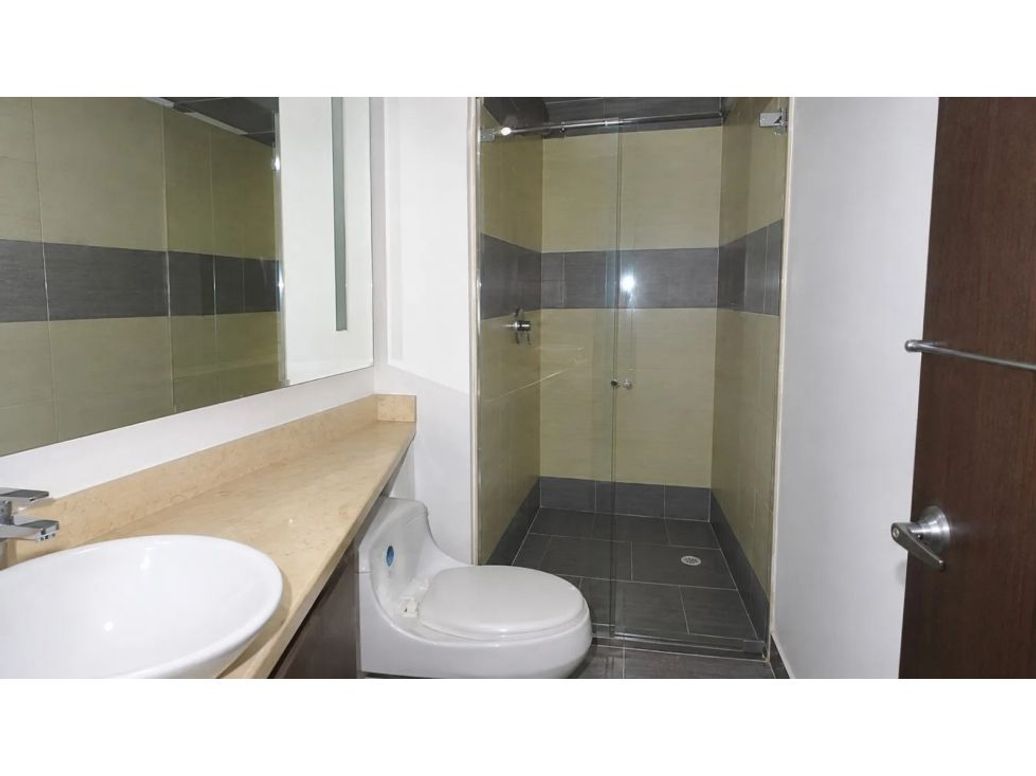 Apartamento de 2 alcobas en venta en Usaquén, Bogotá, 67 m² · foto 6 de 7