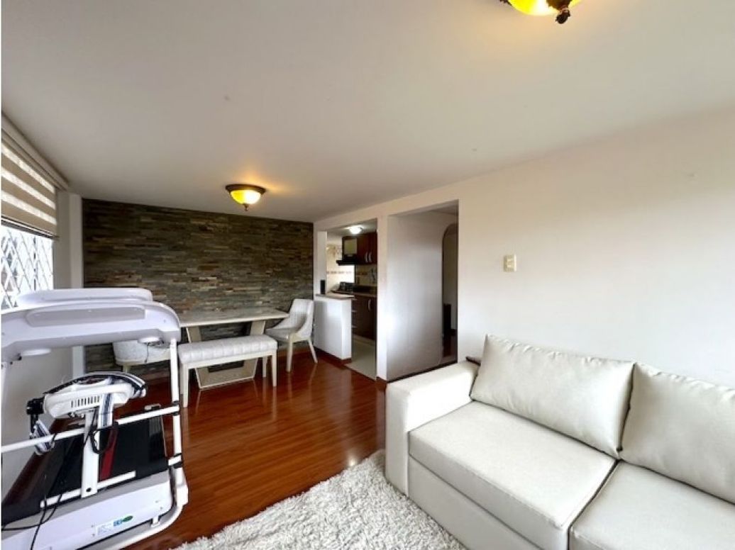 Apartamento de 2 alcobas en arriendo en La Española, Bogotá, 61 m² · foto 3 de 14