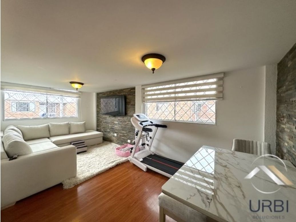 Apartamento de 2 alcobas en arriendo en La Española, Bogotá, 61 m² · foto 2 de 14