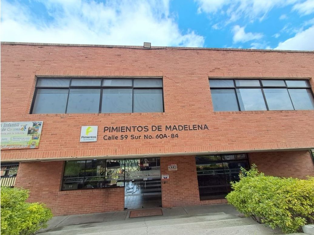 Apartamento de 3 alcobas en venta en Madelena, Bogotá, 48 m² · foto 2 de 13