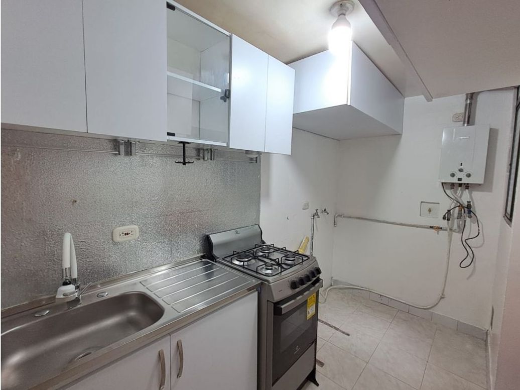 Apartamento de 3 alcobas en venta en Madelena, Bogotá, 48 m² · foto 11 de 13