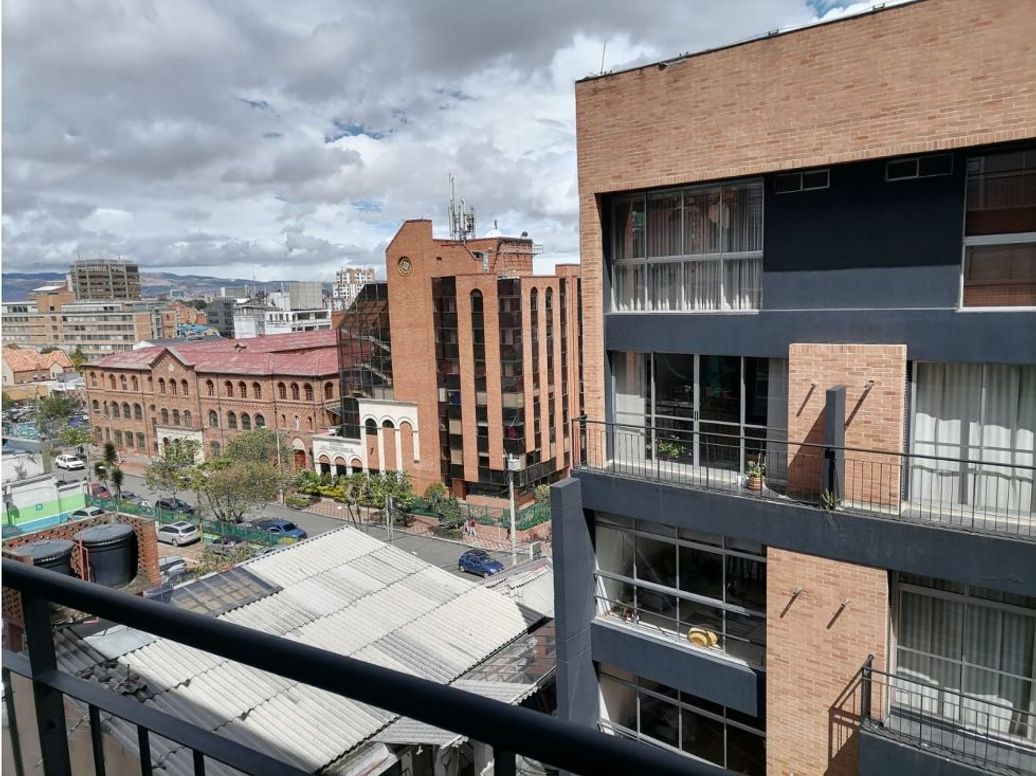 Apartaestudio en arriendo en Chapinero Central, Bogotá, 44 m² · foto 2 de 16