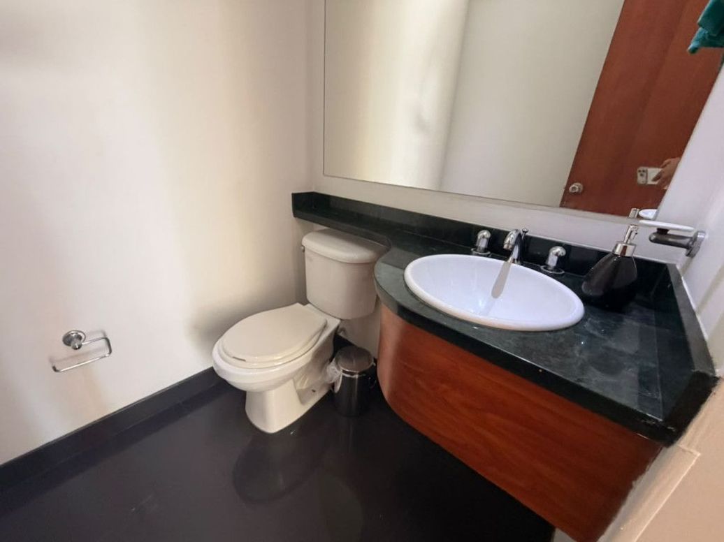 Apartamento de 3 alcobas en venta en Cr. Atabanza, Bogotá, 112 m² · foto 19 de 20