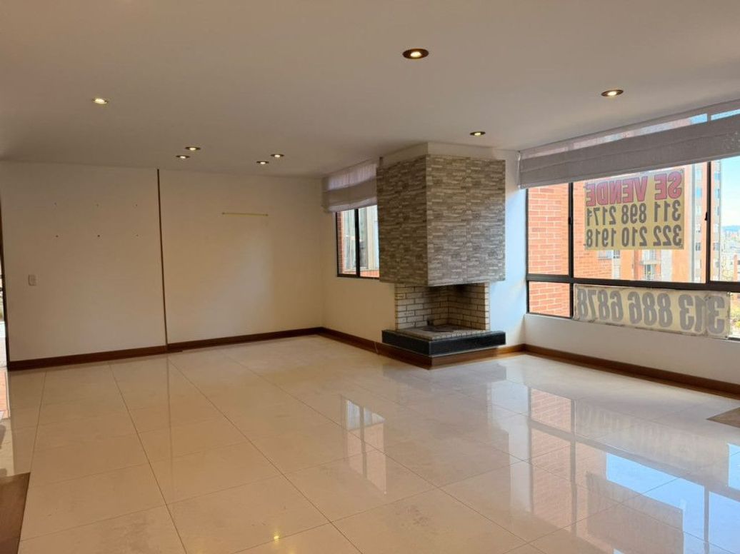 Apartamento de 3 alcobas en venta en Cr. Atabanza, Bogotá, 112 m² · foto 5 de 20