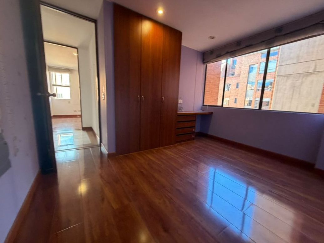 Apartamento de 3 alcobas en venta en Cr. Atabanza, Bogotá, 112 m² · foto 14 de 20