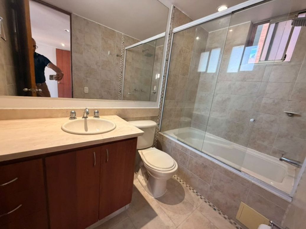 Apartamento de 3 alcobas en venta en Cr. Atabanza, Bogotá, 112 m² · foto 20 de 20