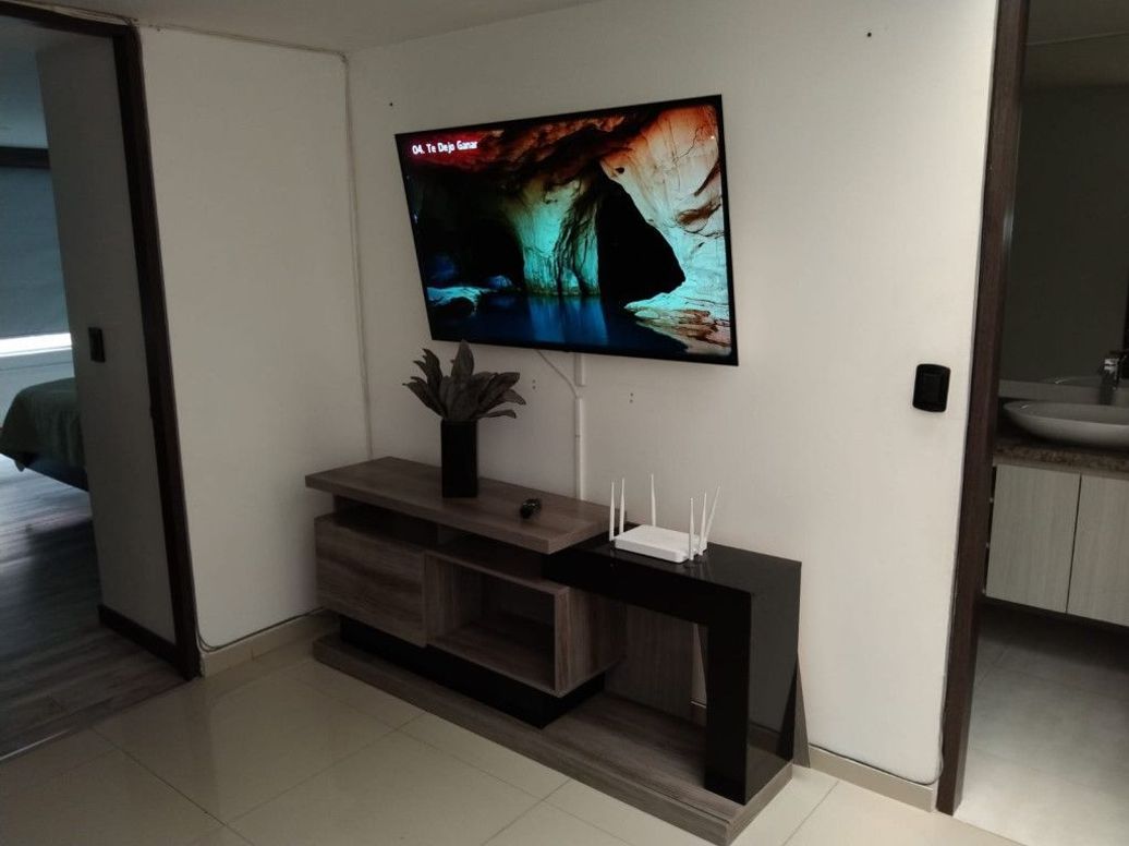Apartamento de 3 alcobas en venta en Santa Barbara Central, Bogotá, 225 m² · foto 16 de 20