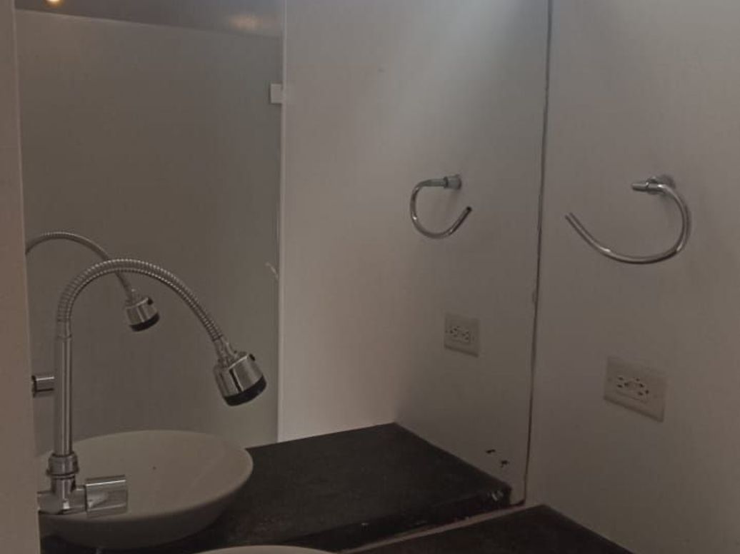 Apartaestudio en arriendo en Chapinero Central, Bogotá, 30 m² · foto 8 de 18