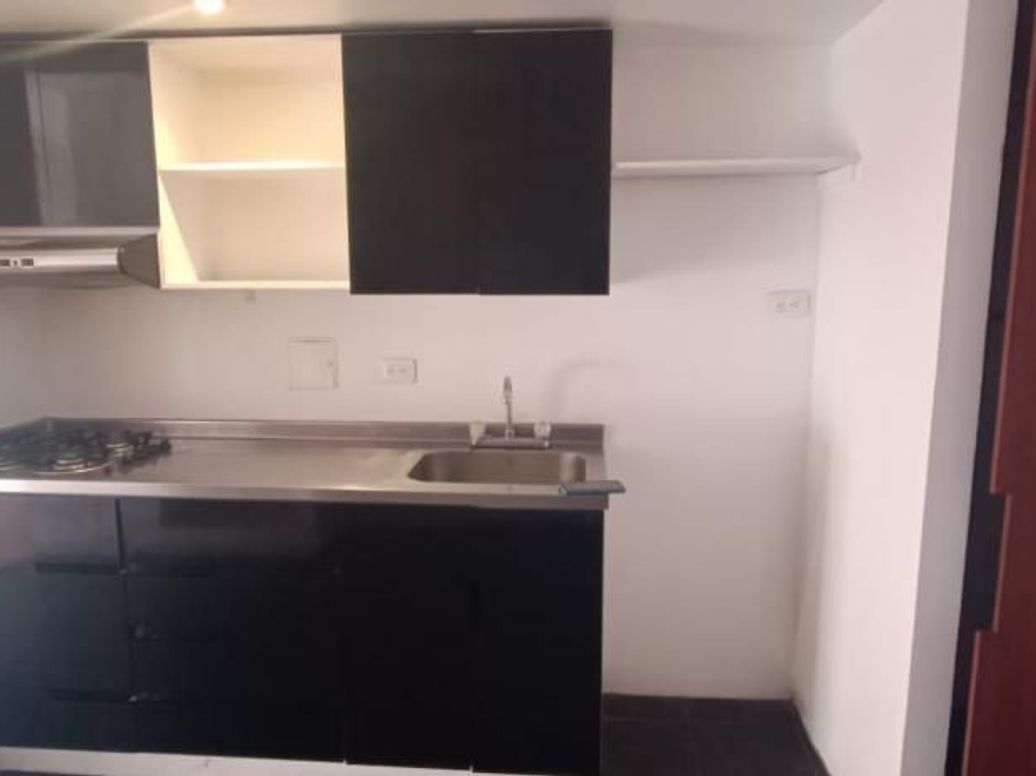 Apartaestudio en arriendo en Chapinero Central, Bogotá, 30 m² · foto 15 de 18