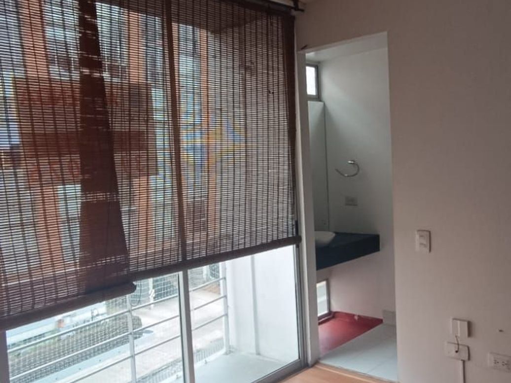 Apartaestudio en arriendo en Chapinero Central, Bogotá, 30 m² · foto 3 de 18