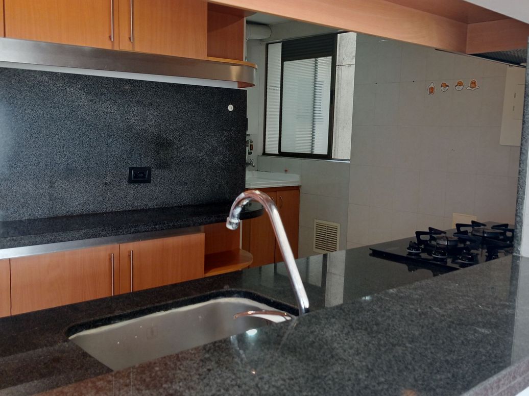 Apartamento de 3 alcobas en venta en Ub. Cordoba Niza, Bogotá, 103 m² · foto 15 de 20
