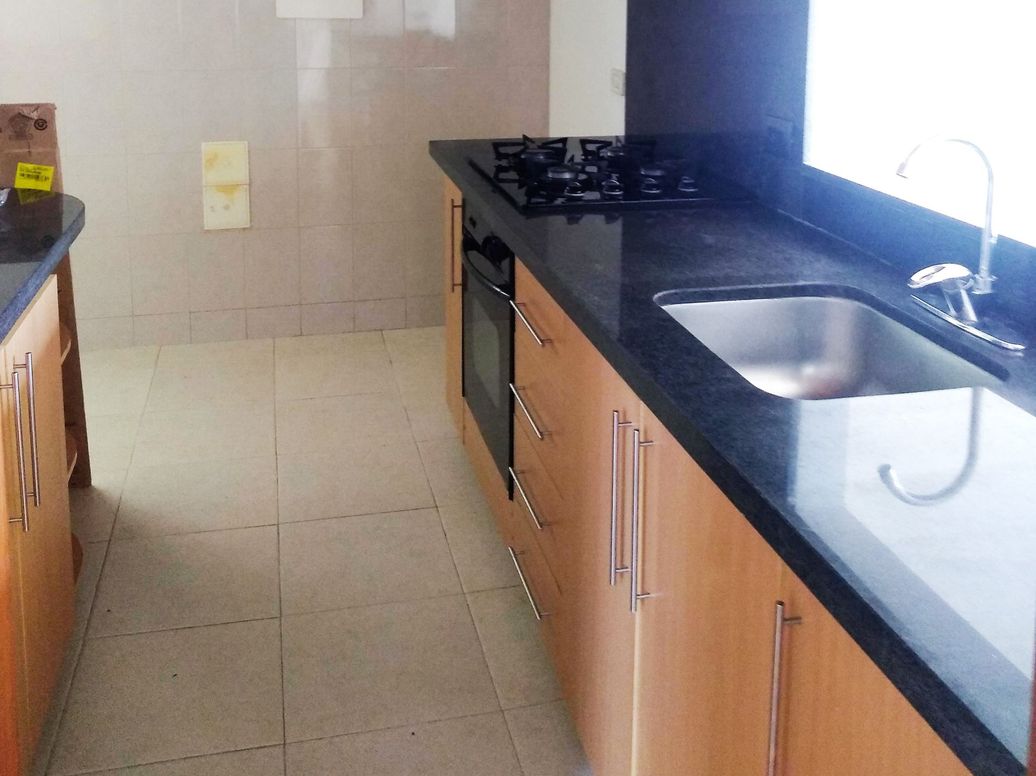 Apartamento de 3 alcobas en venta en Ub. Cordoba Niza, Bogotá, 103 m² · foto 7 de 20