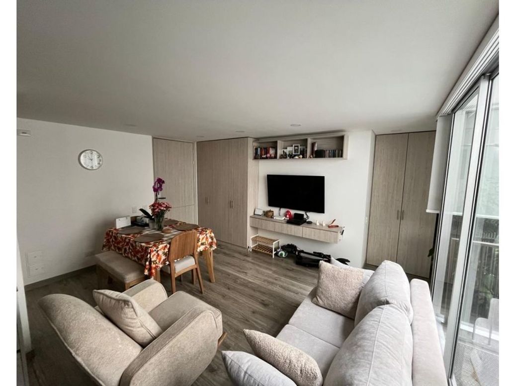 Apartamento de 2 alcobas en venta en Estrella Del Norte, Bogotá, 58 m² · foto 2 de 17