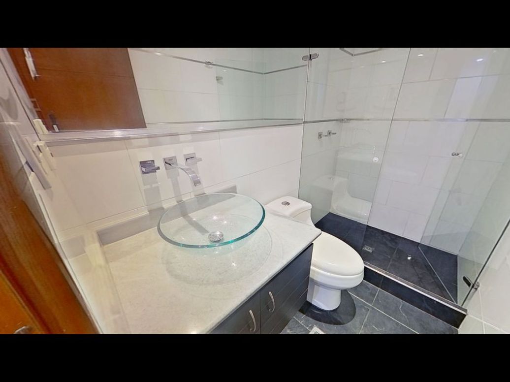Apartamento de 2 alcobas en venta en Santa Barbara Central, Bogotá, 83 m² · foto 12 de 20