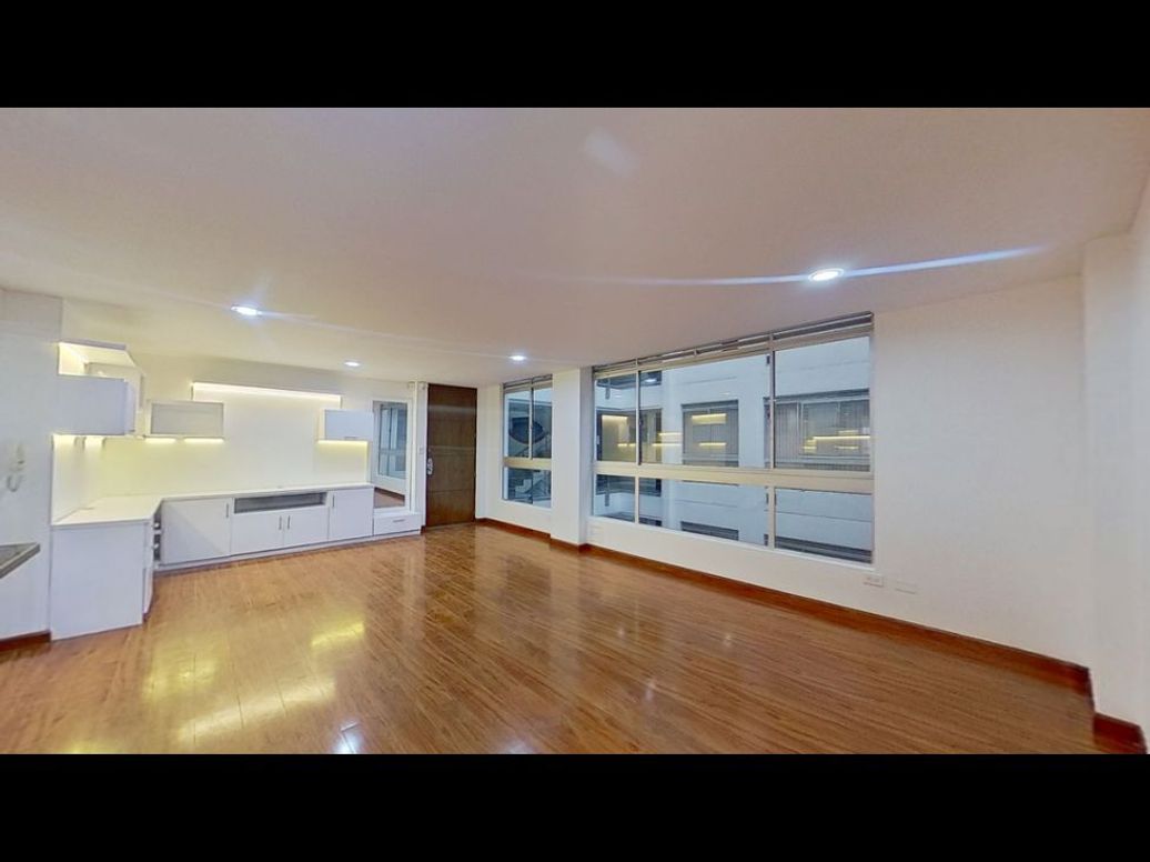 Apartamento de 2 alcobas en venta en Santa Barbara Central, Bogotá, 83 m² · foto 4 de 20