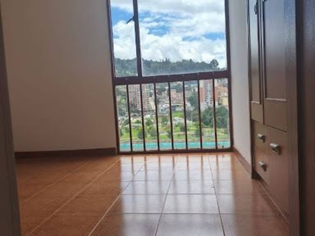 Apartamento de 3 alcobas en venta en Turingia, Bogotá, 61 m² · foto 4 de 20