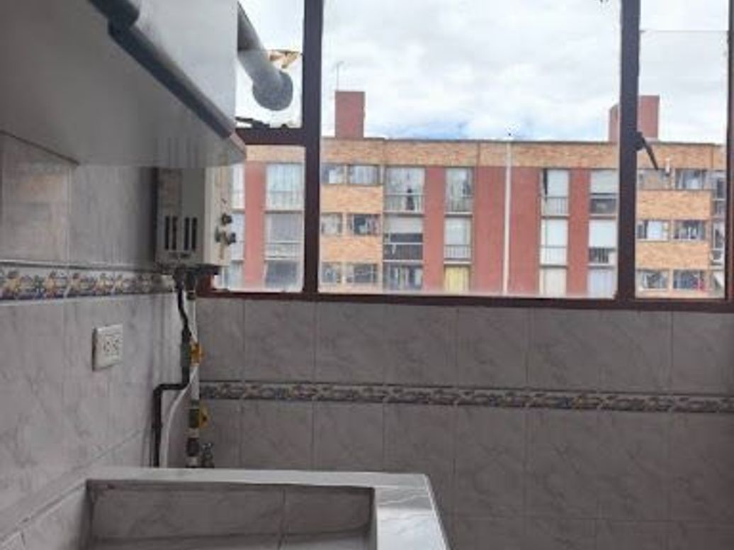 Apartamento de 3 alcobas en venta en Turingia, Bogotá, 61 m² · foto 3 de 20