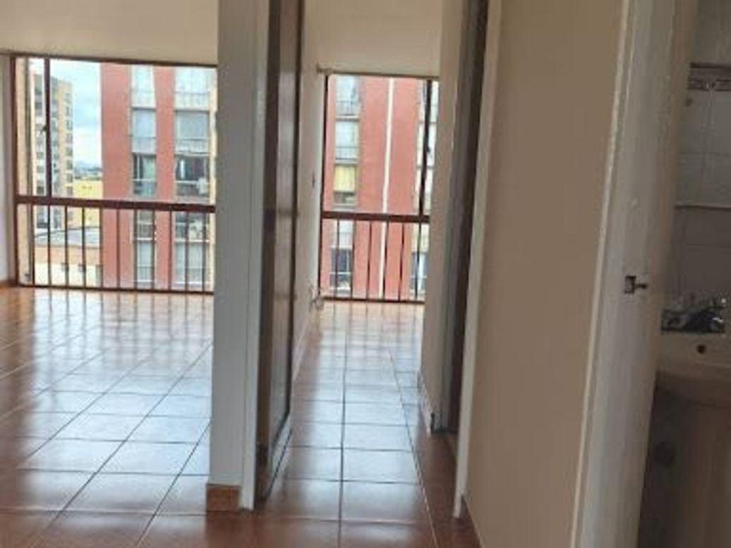 Apartamento de 3 alcobas en venta en Turingia, Bogotá, 61 m² · foto 5 de 20
