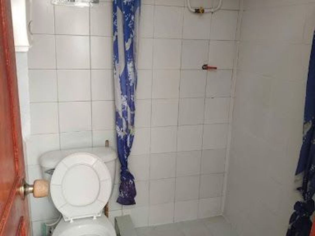 Casa de 15 alcobas en venta en Calvo Sur, Bogotá, 304 m² · foto 18 de 20