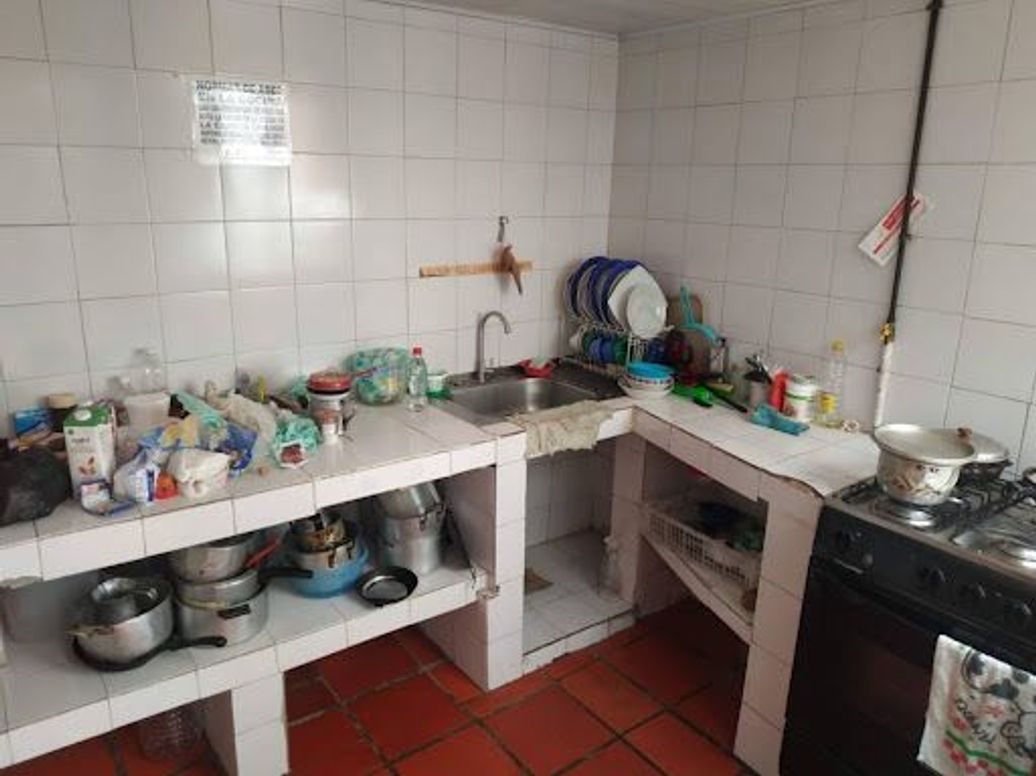 Casa de 15 alcobas en venta en Calvo Sur, Bogotá, 304 m² · foto 15 de 20