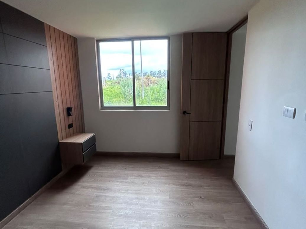 Apartamento de 2 alcobas en venta en Bogotá, Bogotá, 42 m² · foto 2 de 19