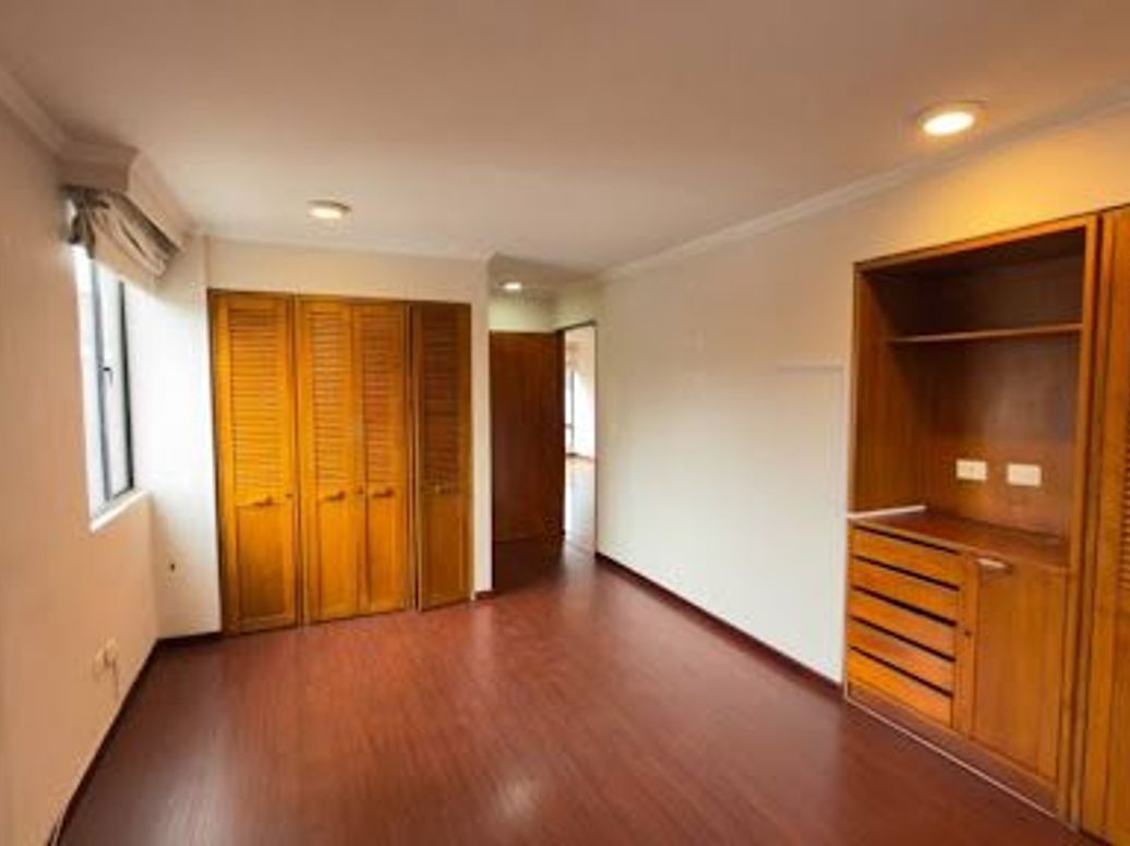 Apartamento de 1 alcoba en venta en San Patricio, Bogotá, 89 m² · foto 5 de 14
