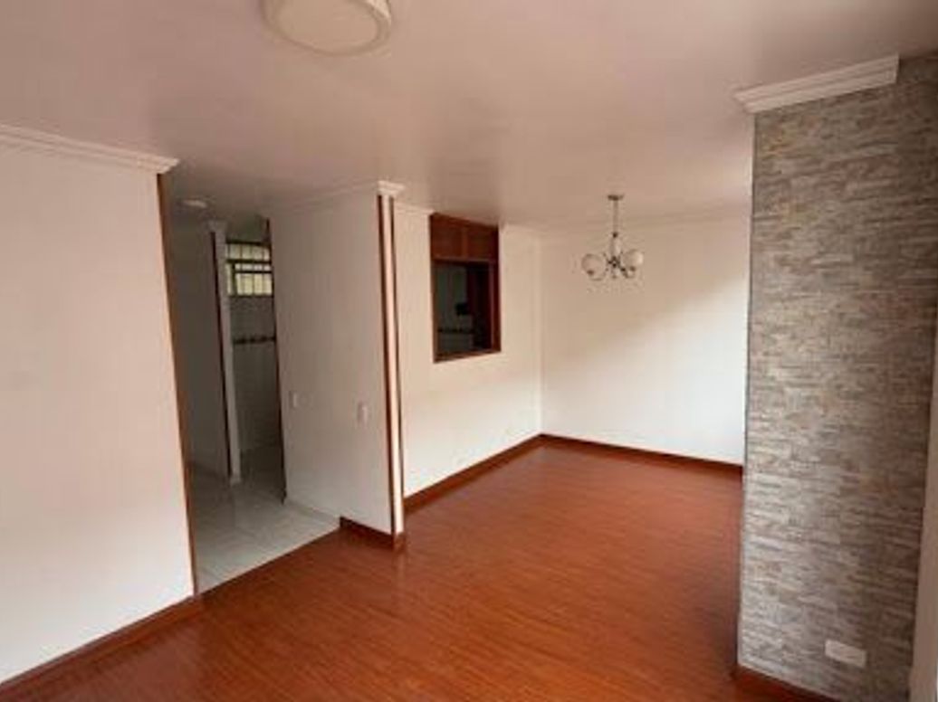 Apartamento de 2 alcobas en venta en San Antonio Noroccidental, Bogotá, 66 m² · foto 2 de 20