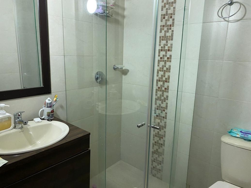 Casa de 4 alcobas en venta en Cedro Salazar, Bogotá, 151 m² · foto 13 de 16