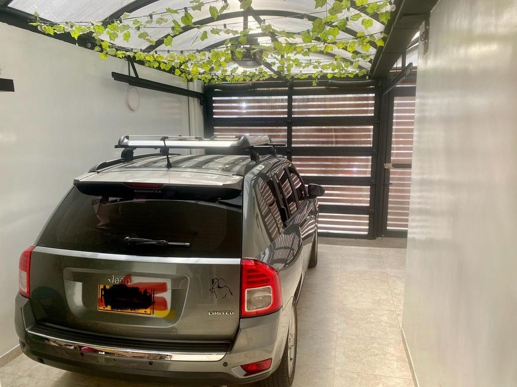 Casa de 4 alcobas en venta en Cedro Salazar, Bogotá, 151 m² · foto 6 de 16
