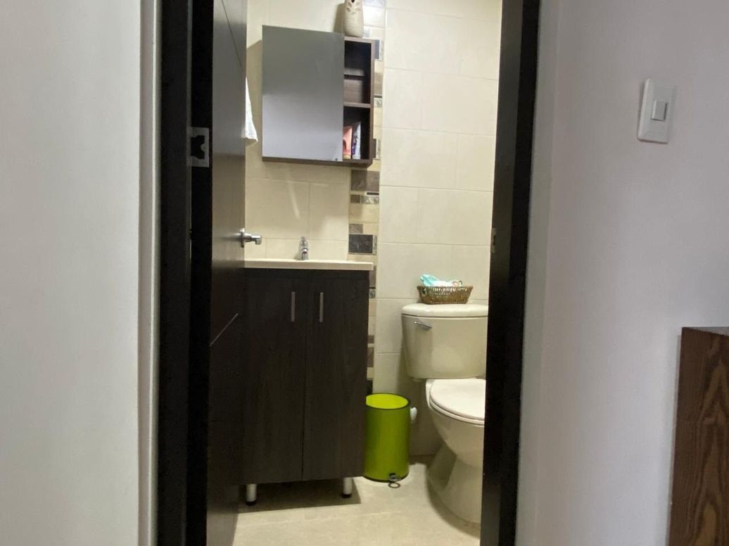 Casa de 4 alcobas en venta en Cedro Salazar, Bogotá, 151 m² · foto 7 de 16