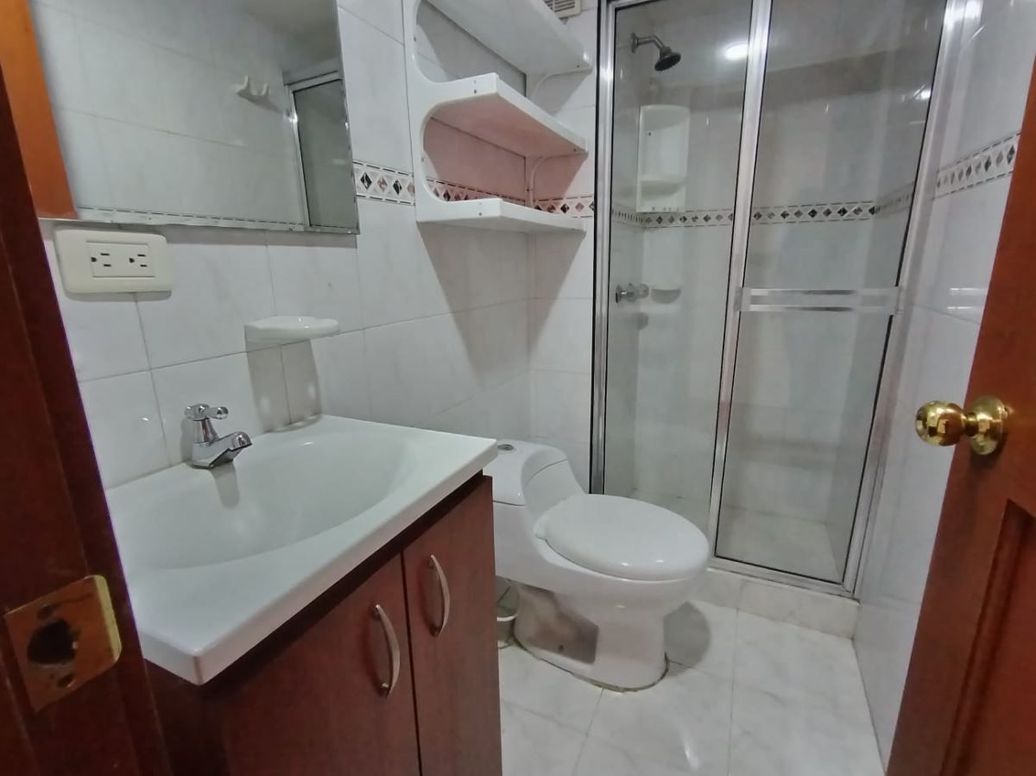 Apartamento de 3 alcobas en venta en Carlos Lleras, Bogotá, 68 m² · foto 18 de 19