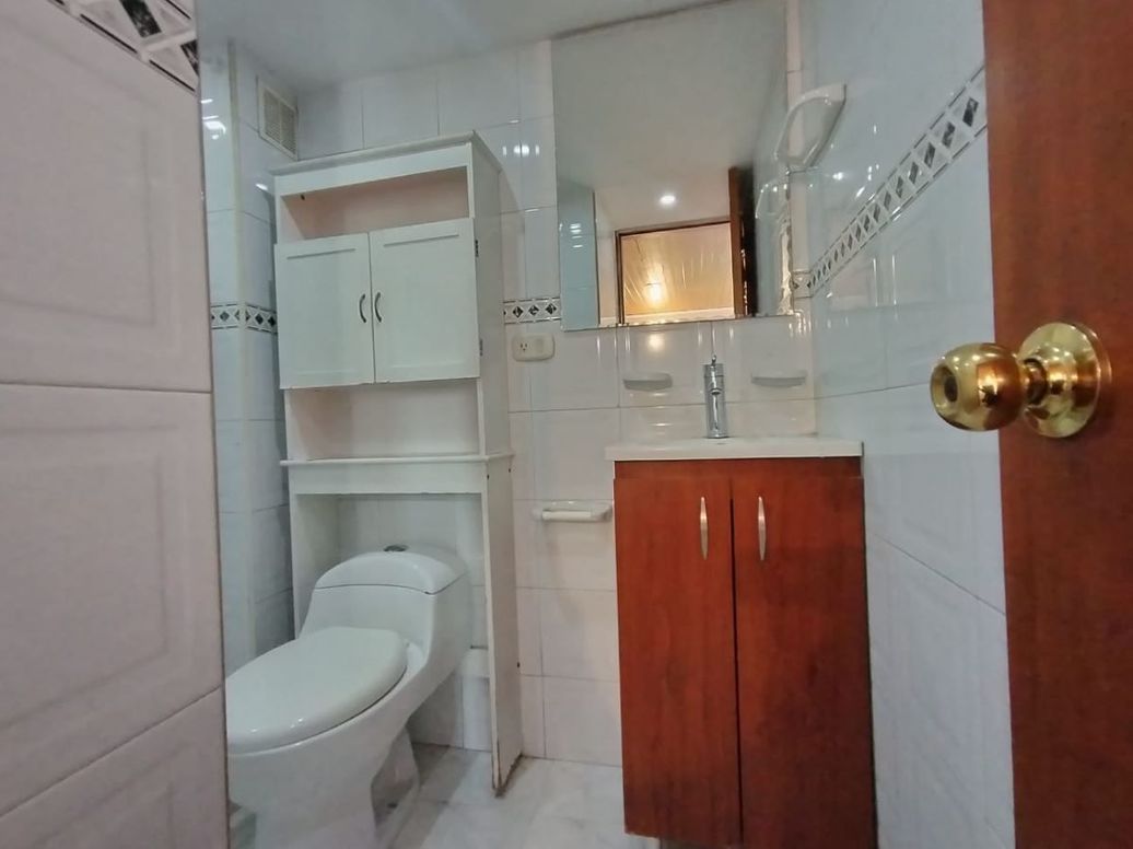 Apartamento de 3 alcobas en venta en Carlos Lleras, Bogotá, 68 m² · foto 17 de 19