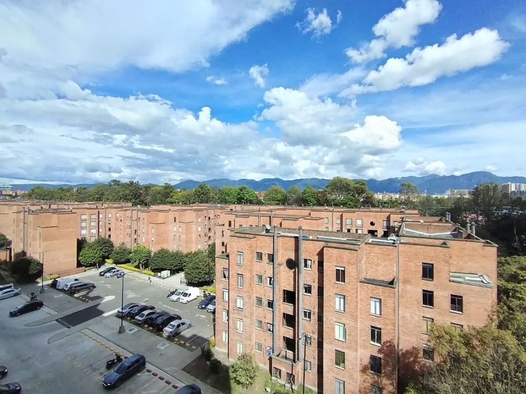 Apartamento de 3 alcobas en venta en Carlos Lleras, Bogotá, 68 m² · foto 13 de 19