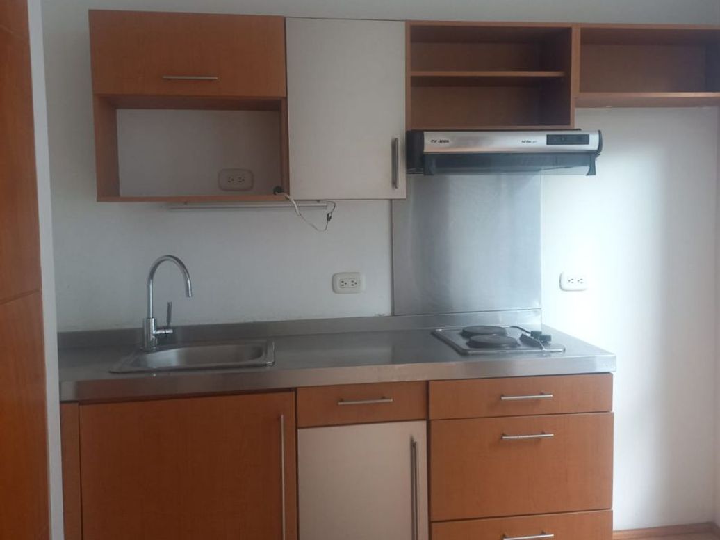 Apartaestudio en arriendo en Bosque Izquierdo, Bogotá, 34 m² · foto 5 de 9