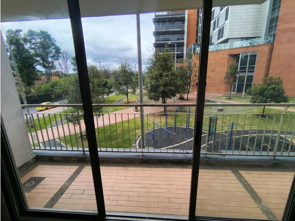 Apartamento de 3 alcobas en venta en Modelia, Bogotá, 97 m² · foto 6 de 16