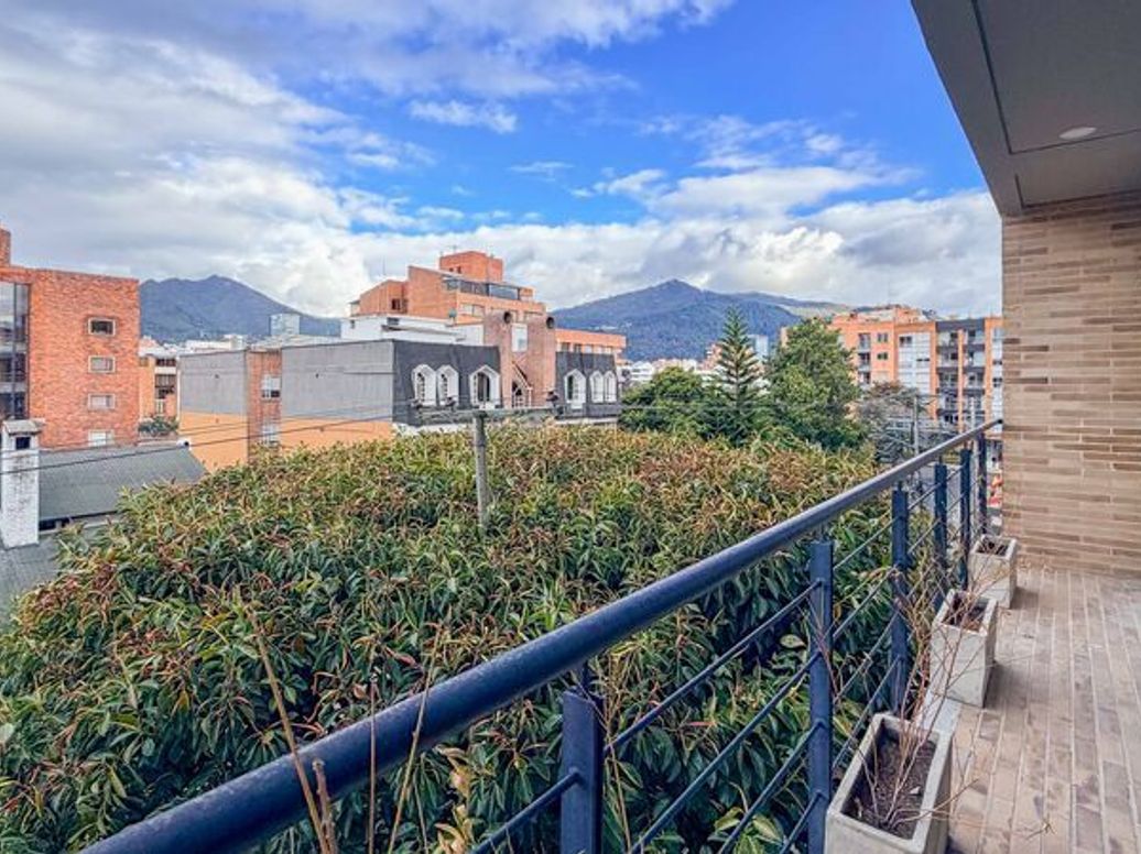 Apartaestudio en venta en Santa Barbara Occidental, Bogotá, 54 m² · foto 7 de 8