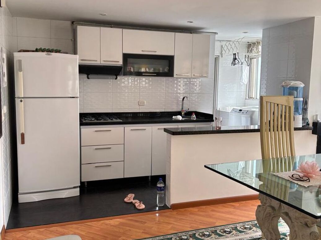 Apartamento de 2 alcobas en venta en Mónaco, Bogotá, 86 m² · foto 2 de 16