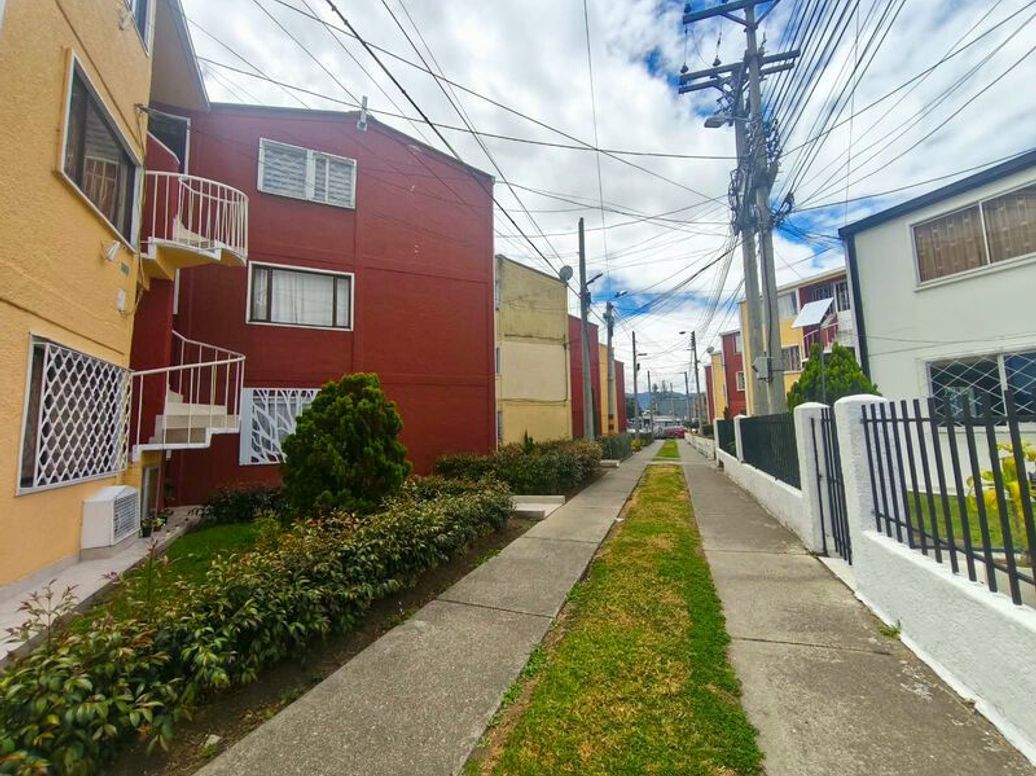 Apartamento de 2 alcobas en venta en Autopista Medellin, Bogotá, 60 m² · foto 9 de 9