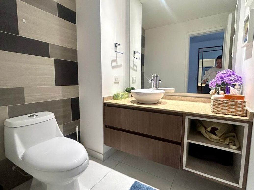Apartamento de 3 alcobas en venta en La Catedral, Bogotá, 176 m² · foto 9 de 20