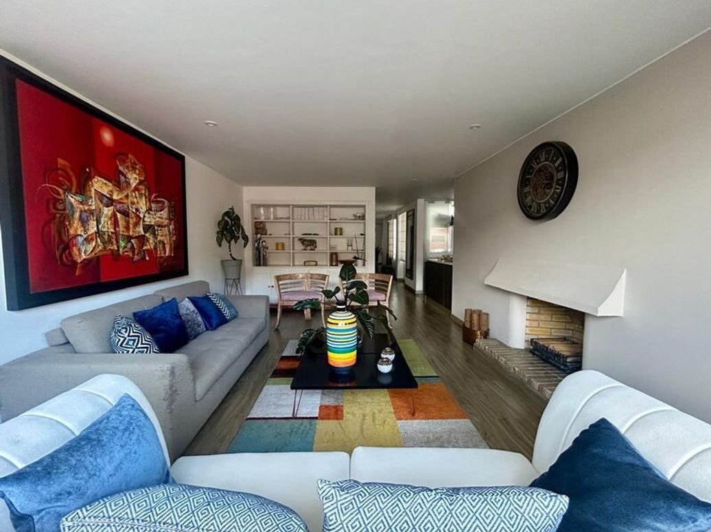Apartamento de 3 alcobas en venta en La Catedral, Bogotá, 176 m² · foto 3 de 20